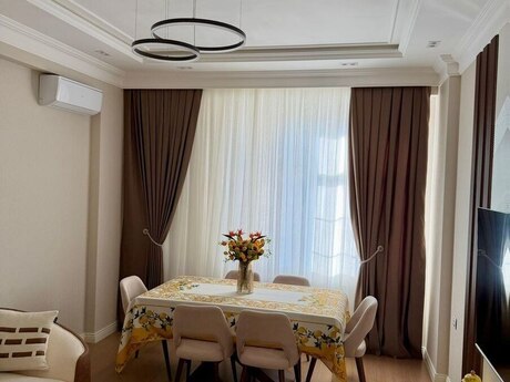 2-room new-build apartment for rent in Renessans Palace, 95 m², 2 000 AZN/mo, photo 3 / 12