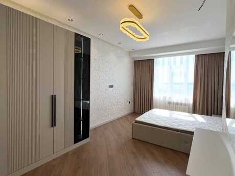 Продаётся 2-комнатная квартира в старом фонде, Memar Əcəmi, 78 м², 140 000 AZN, фото 2 / 4