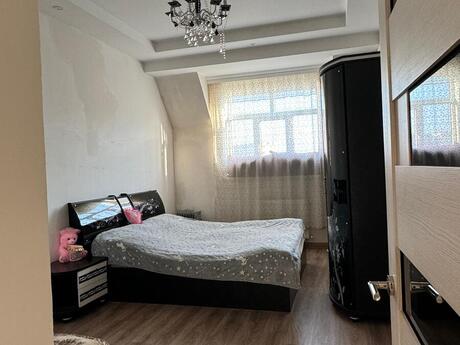 İnşaatçılarda 3 otaqlı köhnə tikili mənzil kirayə verilir, 90 m², 750 AZN/ay, şəkil 3 / 10