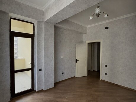 Bayılda 3 otaqlı yeni tikili mənzil satılır, 125 m², 275 000 AZN, şəkil 4 / 12