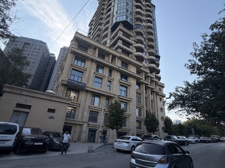 Elan №6520688 - Bakı, Nizami m., 8 otaqlı, 554 m², 18/19 mərtəbə