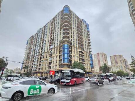 Elan №6520701 - Bakı, Elmlər Akademiyası m., 3 otaqlı, 175 m², 16/17 mərtəbə