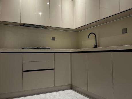 3-room new-build apartment for sale in İnşaatçılar, 116 m², 265 000 AZN, photo 2 / 12