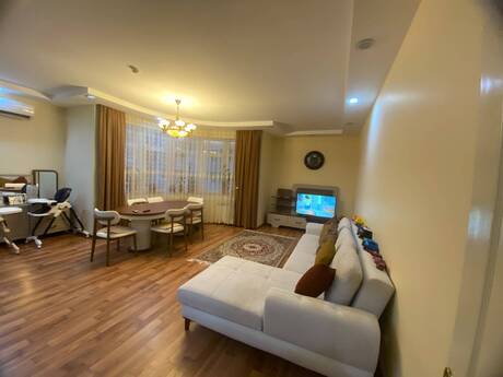 Elan №6520748 - Bakı, Şah İsmayıl Xətai m., 3 otaqlı, 125 m², 2/17 mərtəbə