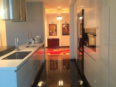 3-room new-build apartment for rent in Şah İsmayıl Xətai, 180 m², 2 700 AZN/mo, photo 5 / 12