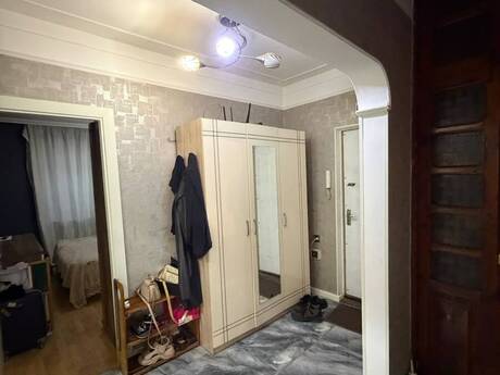 Nərimanovda 3 otaqlı köhnə tikili mənzil satılır, 70 m², 222 000 AZN, şəkil 3 / 12
