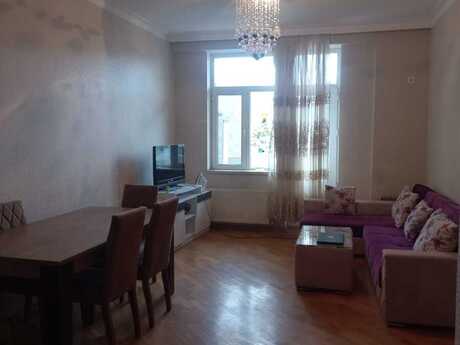 7-ci mikrorayonda 2 otaqlı yeni tikili mənzil kirayə verilir, 50 m², 150 AZN/ay, şəkil 2 / 9