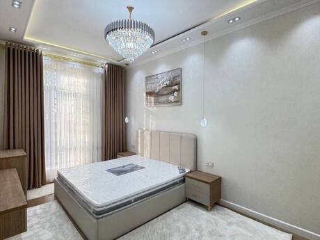 2-room new-build apartment for rent in Renessans Palace, 85 m², 1 900 AZN/mo, photo 5 / 9