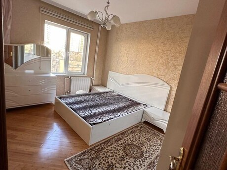 Elmlər Akademiyasında 2 otaqlı köhnə tikili mənzil satılır, 70 m², 250 000 AZN, şəkil 4 / 7