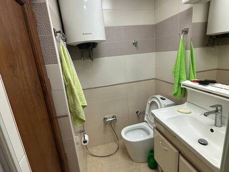 Yasamalda 3 otaqlı köhnə tikili mənzil satılır, 60 m², 215 000 AZN, şəkil 5 / 12