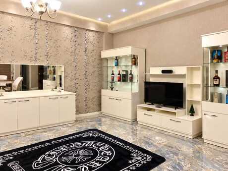 Şah İsmayıl Xətaidə 2 otaqlı yeni tikili mənzil kirayə verilir, 90 m², 1 200 AZN/ay, şəkil 2 / 12