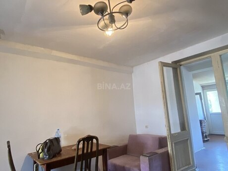 Bakıxanovda 2 otaqlı köhnə tikili mənzil kirayə verilir, 45 m², 350 AZN/ay, şəkil 5 / 10