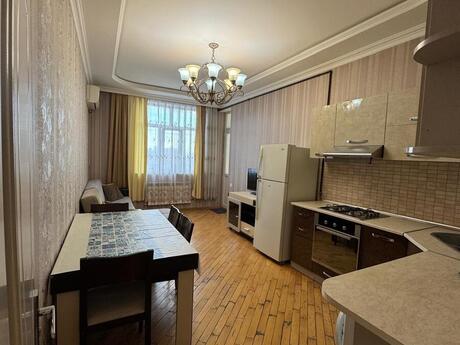 Qara Qarayevdə 2 otaqlı yeni tikili mənzil kirayə verilir, 50 m², 600 AZN/ay, şəkil 2 / 12