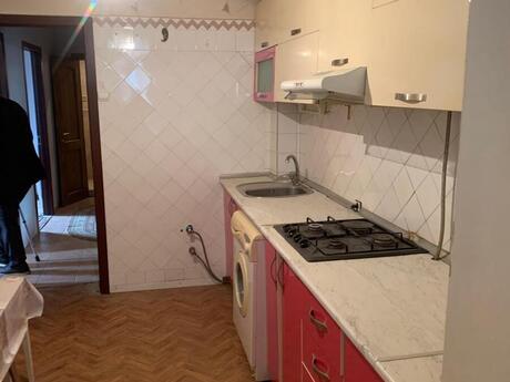 2-room old-build apartment for rent in İnşaatçılar, 55 m², 600 AZN/mo, photo 5 / 12