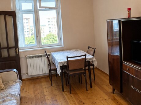 Memar Əcəmidə 2 otaqlı köhnə tikili mənzil kirayə verilir, 40 m², 550 AZN/ay, şəkil 3 / 8