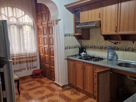Nəsimidə 3 otaqlı köhnə tikili mənzil kirayə verilir, 80 m², 650 AZN/ay, şəkil 4 / 10