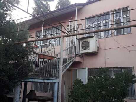 6 otaq · 165 m²