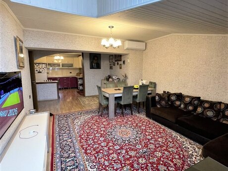 Продаётся 3-комнатная квартира в новостройке, Həzi Aslanov, 128 м², 235 000 AZN, фото 2 / 12