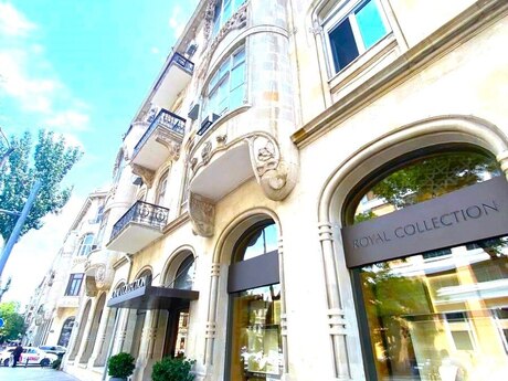 7 otaq · 238 m²