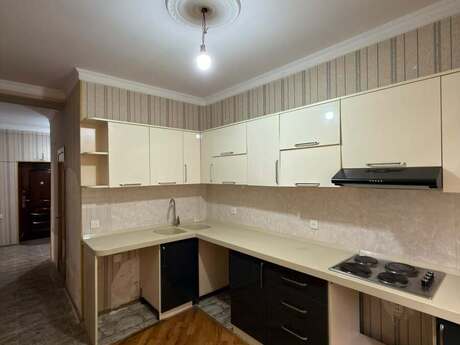 Qurtuluş 93 kompleksində 2 otaqlı yeni tikili mənzil satılır, 60 m², 93 500 AZN, şəkil 2 / 12