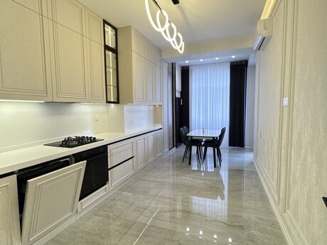 4-room new-build apartment for sale in Nərimanov, 142 m², 580 000 AZN, photo 4 / 12