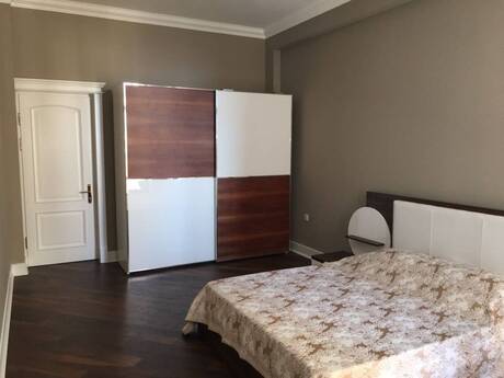 3-room new-build apartment for rent in Şah İsmayıl Xətai, 165 m², 2 700 AZN/mo, photo 5 / 12
