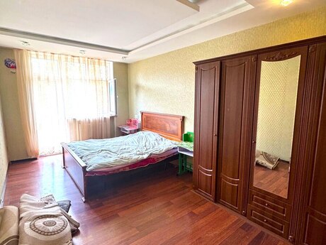 Bakıxanovda 3 otaqlı köhnə tikili mənzil satılır, 80 m², 190 000 AZN, şəkil 4 / 12