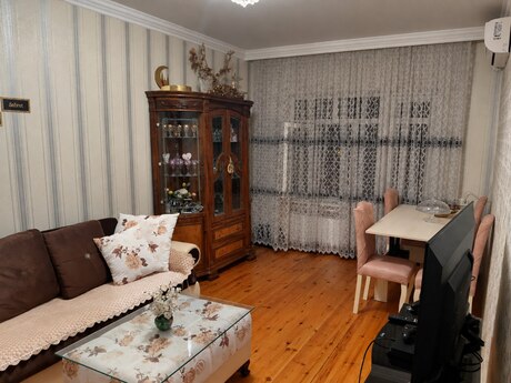 Əhmədlidə 2 otaqlı köhnə tikili mənzil satılır, 66 m², 145 000 AZN, şəkil 3 / 12