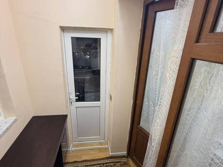 Yeni Günəşlidə 2 otaqlı köhnə tikili mənzil kirayə verilir, 40 m², 500 AZN/ay, şəkil 4 / 10