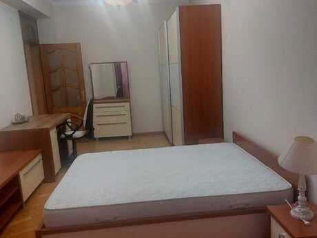 Gənclikdə 3 otaqlı köhnə tikili mənzil kirayə verilir, 130 m², 1 000 AZN/ay, şəkil 4 / 12