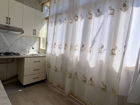 Продаётся 2-комнатная квартира в старом фонде, Memar Əcəmi, 30 м², 131 900 AZN, фото 2 / 7