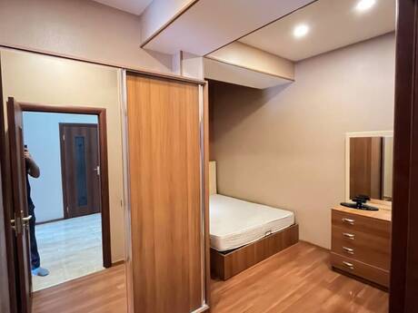 20 Yanvarda 3 otaqlı yeni tikili mənzil kirayə verilir, 110 m², 800 AZN/ay, şəkil 3 / 12