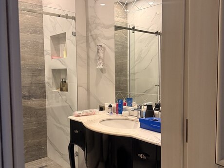 Ağ şəhərdə 2 otaqlı yeni tikili mənzil kirayə verilir, 75 m², 1 600 AZN/ay, şəkil 5 / 10