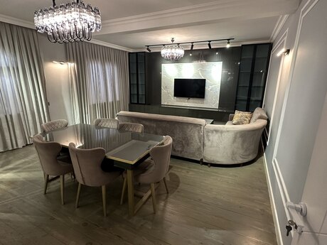 5 otaq · 130 m² · 7/9 mərtəbə, Yeni Yasamal
