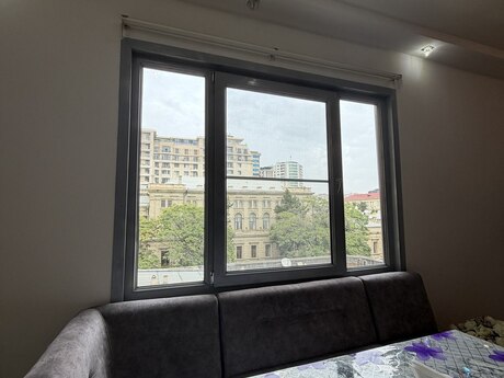 Сдаётся 3-комнатная квартира в старом фонде, İçəri Şəhər, 120 м², 1 500 AZN/мес, фото 5 / 12