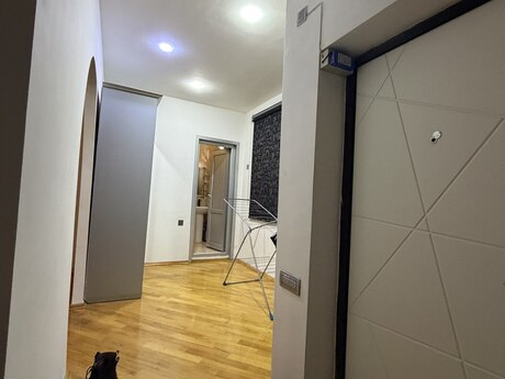 Сдаётся 3-комнатная квартира в старом фонде, İçəri Şəhər, 120 м², 1 500 AZN/мес, фото 2 / 12