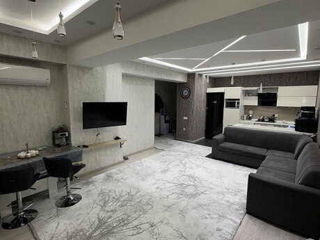 Сдаётся 3-комнатная квартира в новостройке, ЖК Park Azure, 100 м², 1 700 AZN/мес, фото 2 / 8