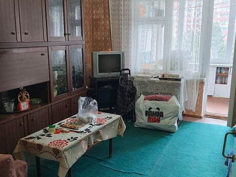 Продаётся 3-комнатная квартира в старом фонде, Köhnə Günəşli, 65 м², 158 000 AZN, фото 2 / 12