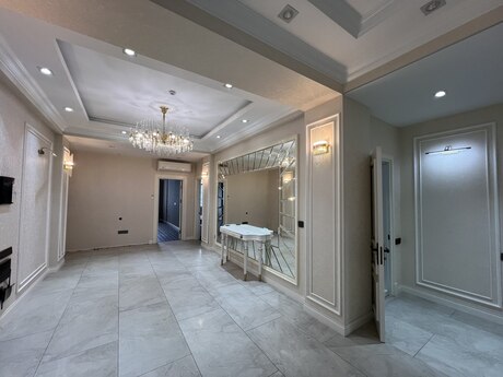Böyükşorda 4 otaqlı yeni tikili mənzil satılır, 230 m², 560 000 AZN, şəkil 2 / 12