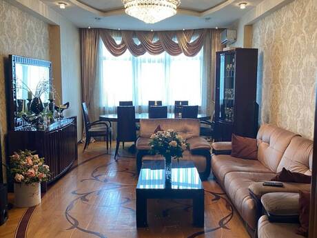 Продаётся 4-комнатная квартира в новостройке, 20 Yanvar, 128 м², 330 000 AZN, фото 2 / 12