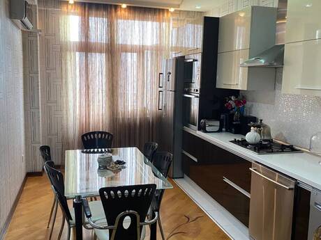 Продаётся 4-комнатная квартира в новостройке, 20 Yanvar, 128 м², 330 000 AZN, фото 5 / 12
