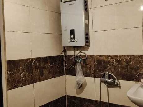 Əhmədlidə 2 otaqlı köhnə tikili mənzil satılır, 55 m², 156 000 AZN, şəkil 5 / 7