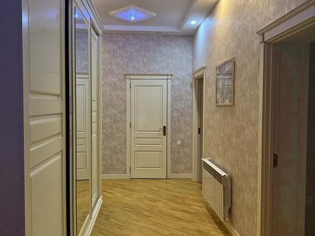 3 otaq · 157 m² · 8/19 mərtəbə, Şah İsmayıl Xətai