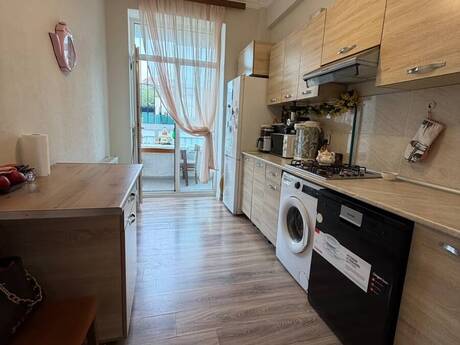 3 rooms · 85 m²