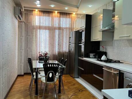 Продаётся 4-комнатная квартира в новостройке, 20 Yanvar, 128 м², 330 000 AZN, фото 5 / 12