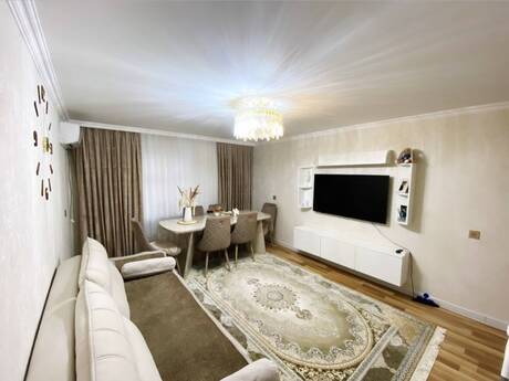 Neftçilərdə 2 otaqlı köhnə tikili mənzil satılır, 55 m², 155 000 AZN, şəkil 2 / 9