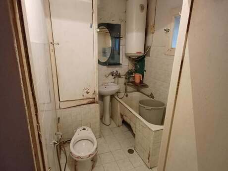 1-room old-build apartment for rent in Əhmədli, 40 m², 350 AZN/mo, photo 3 / 4