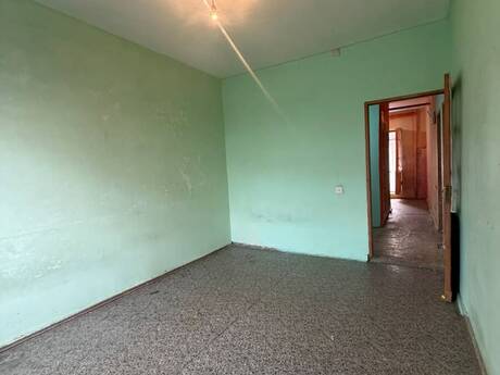 Yeni Günəşlidə 3 otaqlı köhnə tikili mənzil satılır, 80 m², 150 000 AZN, şəkil 4 / 11