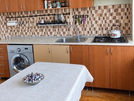 Əhmədlidə 2 otaqlı yeni tikili mənzil kirayə verilir, 85 m², 600 AZN/ay, şəkil 4 / 12
