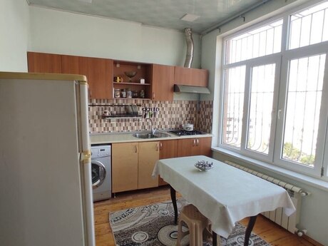 2 rooms · 80 m² · floor 9/17, Əhmədli